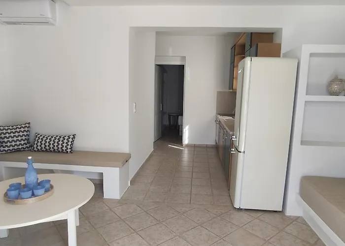 Strouvalis Apartment *