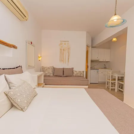 Apartment Strouvalis *
