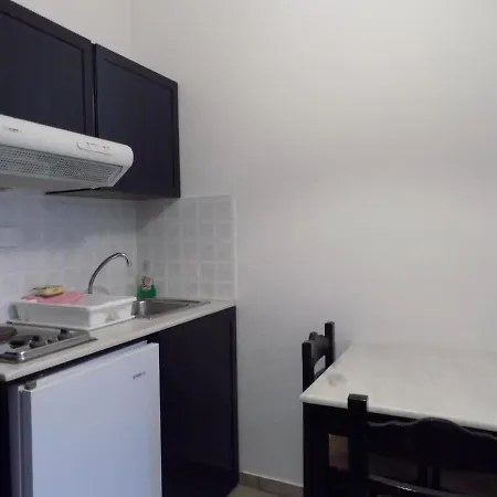 Strouvalis Apartment
